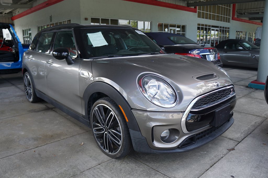 2016 MINI Clubman